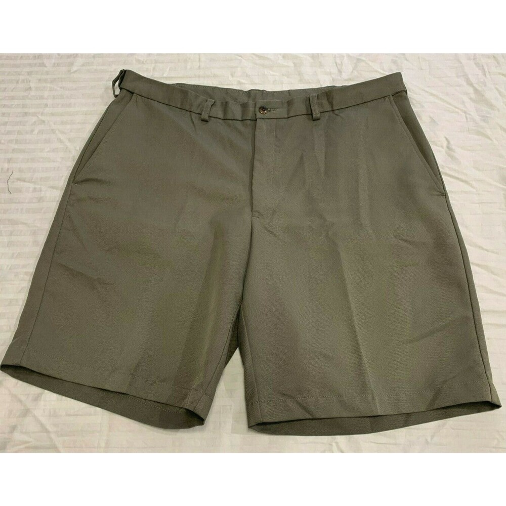 HAGGAR MENS SHORTS SIZE 38